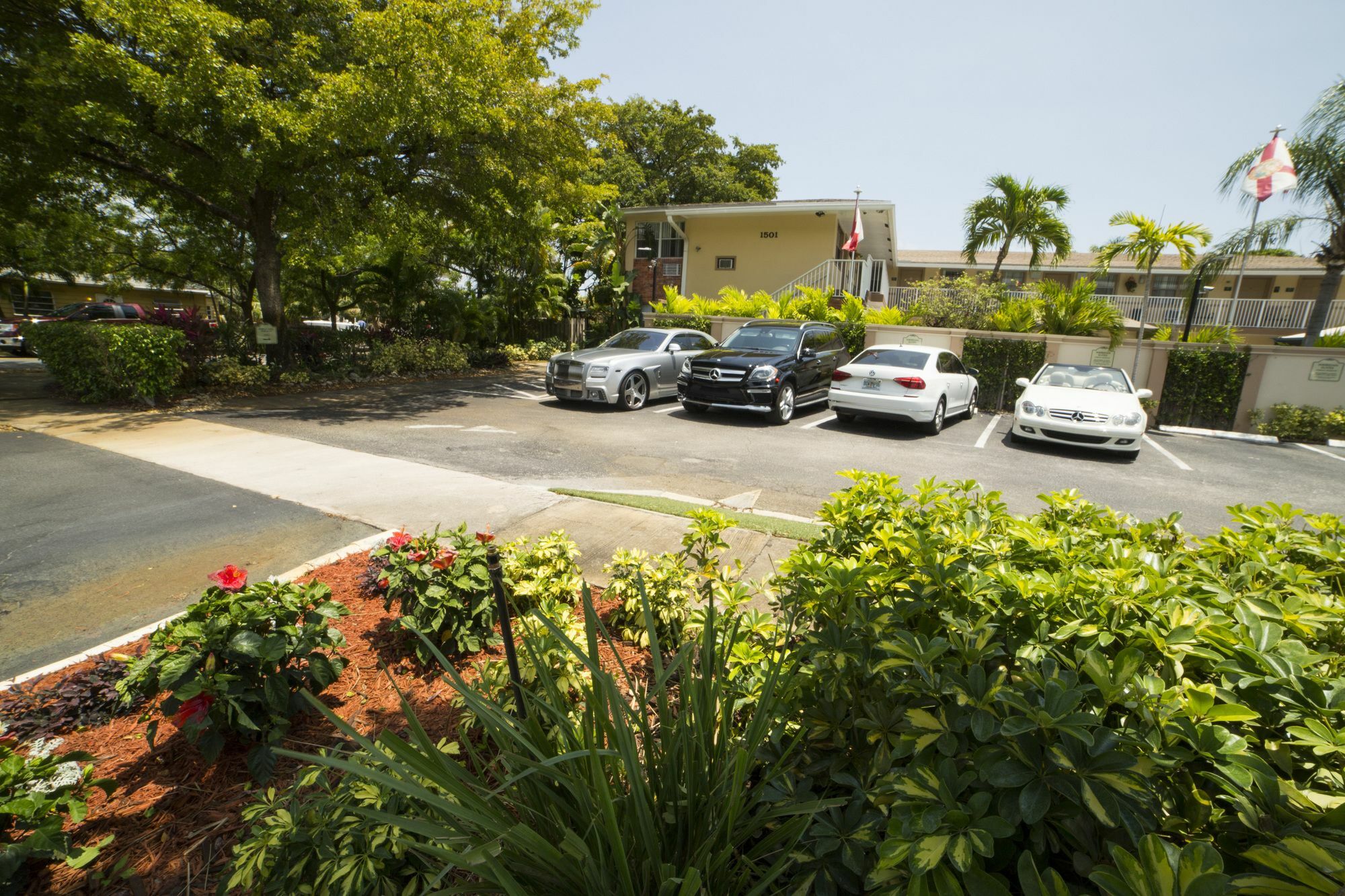 Sheridan Hostel ดาเนียบีช ภายนอก รูปภาพ